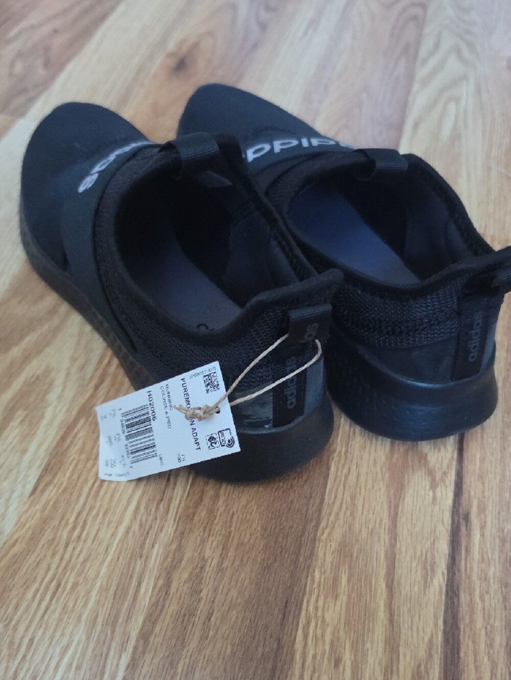 NEW adidas Black Elastic Stretch Slip-On Sneakers With Holographic Logo Size 9 - Picture 2 of 5